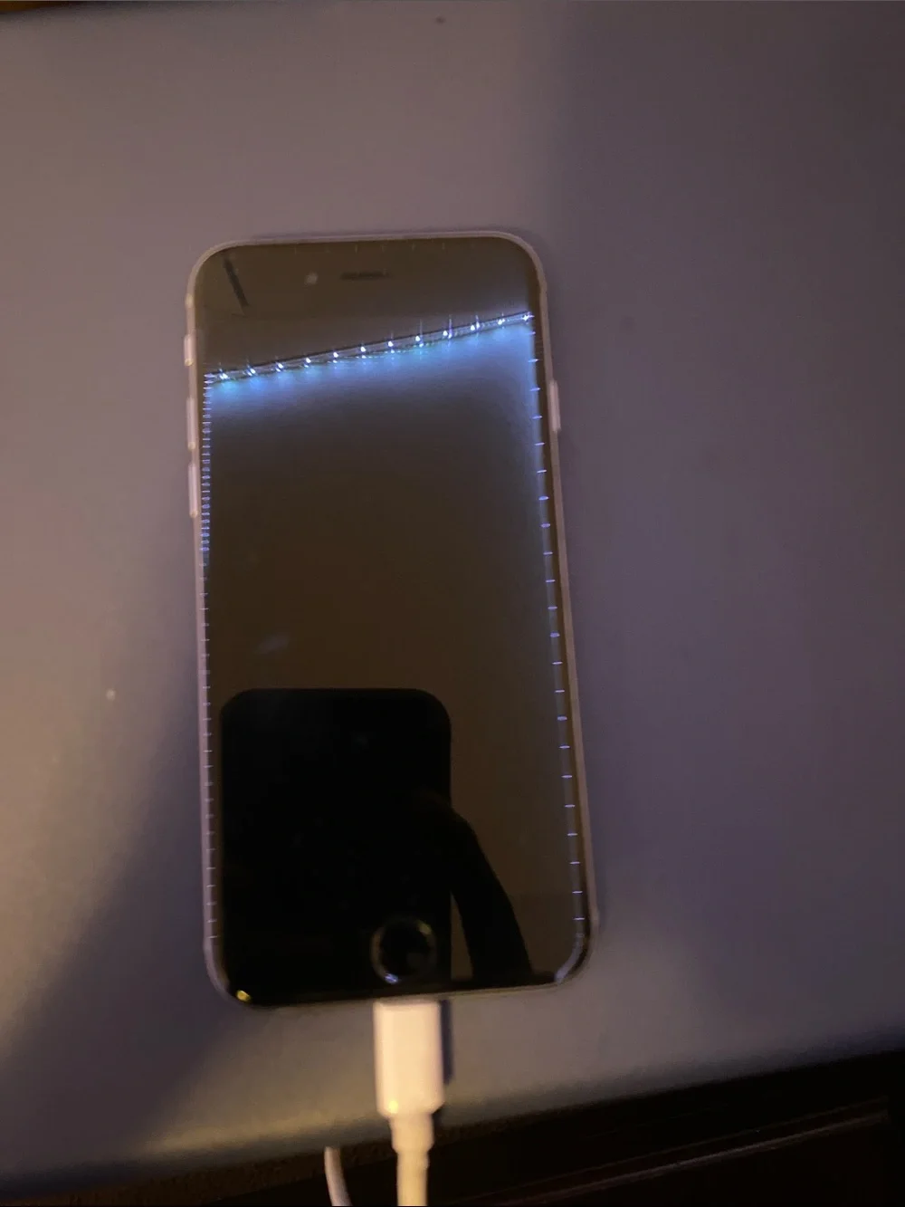 Space gray iPhone 6 ( NO ORIGINAL BOX OR CHARGING CABLE).